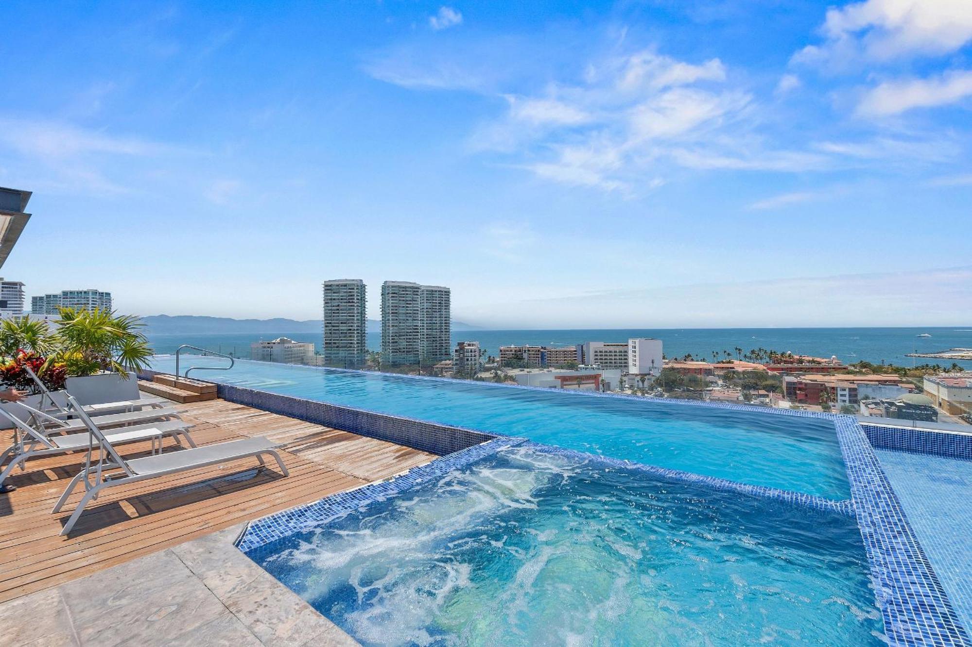 Zoho Skies By Monyxbnb Puerto Vallarta Exterior photo